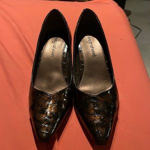 Easy street dress shoes size 8 like new
